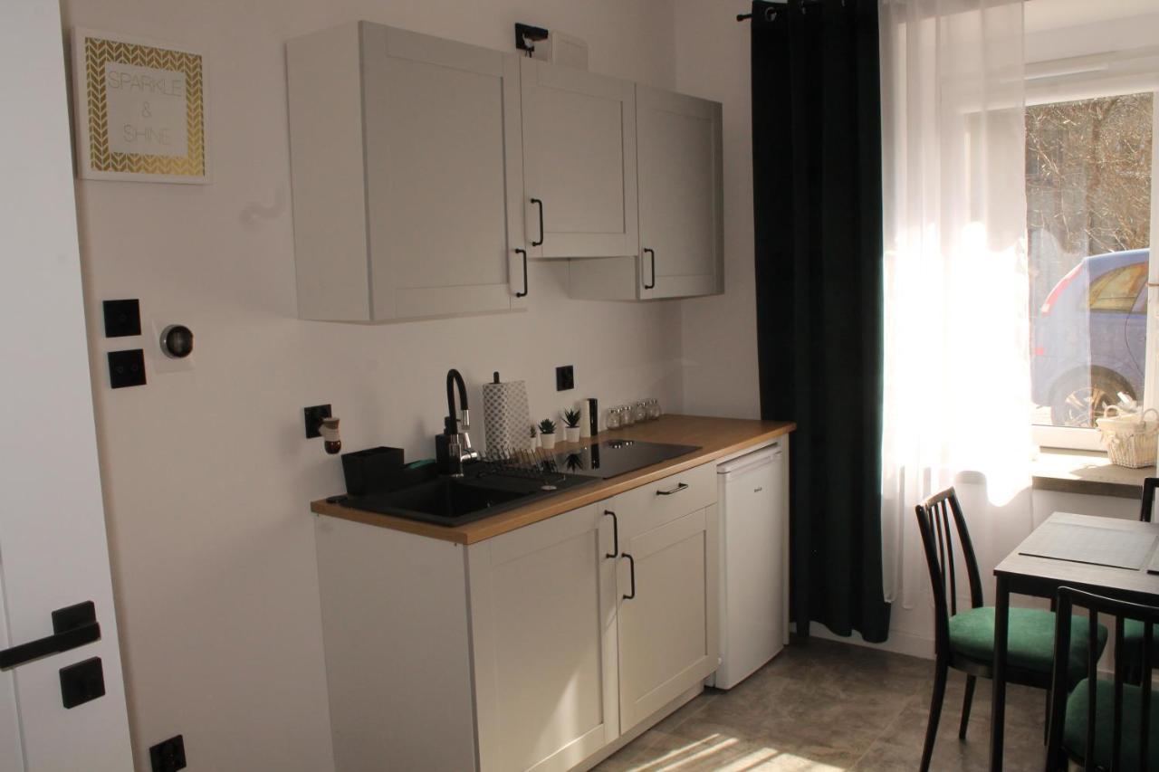 Apartament Z Historia Jelenia Gora Exterior photo