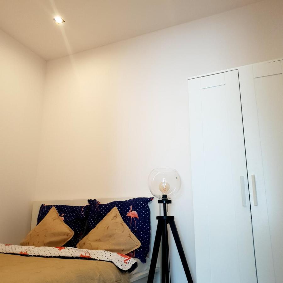Apartament Z Historia Jelenia Gora Exterior photo